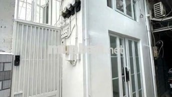 1 trệt 1 gác lửng có nội thất giá rẻ ngay gần Lotte và cầu kênh tẻ q7