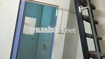 Phòng đẹp, nhà lầu đúc, thoáng mát,an ninh, có bancon