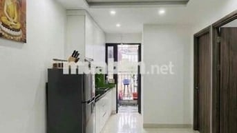 Cho thuê ccmn 2n1k Võng Thị 100m ra Hồ Tây, căn hộ thoáng đẹp mới