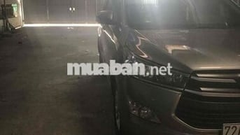 Toyota Innova 2017 2.0E Ghi đồng
