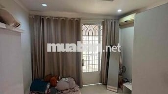 PASS phòng gấp vào đầu tháng 6 CÓ BAN CÔNG