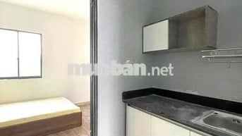 PHÒNG TÁCH BẾP NGAY NGÃ TƯ PHÚ NHUẬN