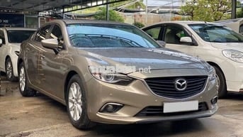 Mazda 6 model 2016 màu vàng cát