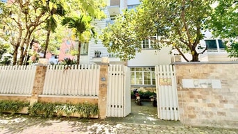 TRUNG HOÀ NHÂN CHÍNH_CHỈ CÓ 01 BIỆT THỰ_LÔ GÓC 2 MẶTTIỀN_335m2_5T HẦM