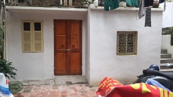 Chính chủ bán nhà sổ đỏ 30m2, phố Quang Trung, cách Hồ Hoàn Kiếm 200m