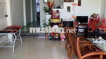 Cho thuê nhà 2 tầng đường lớn khu Tân trà