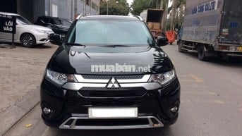 Mitsubishi Outlander 2023 Đen 7 chỗ
