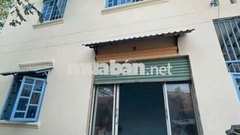 Cho thuê nhà hẻm Lê Văn Tách gần cầu vượt Sóng Thần