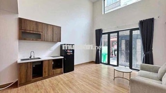 1PN SÂN VƯỜN CỰC RỘNG 70m2 NGAY SÂN BAY