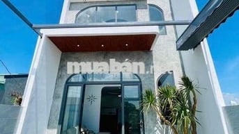 Nhà xây hiện đại, gần cây xăng 26 giá rẻ hơn thị trường 40% có sổ