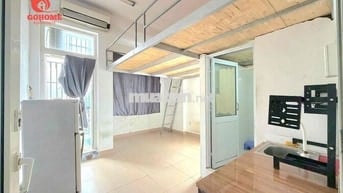 Phòng ban công Full nội thất giá rẻ ngã tư Tô Ký Nguyễn Ảnh Thủ