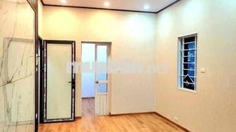Hơn 4 tỷ chút có căn TT gần Linh Đàm-Lô góc-Sổ hồng.-140m2;3N;2VS