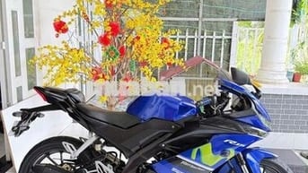 R15 V3 2017 Xanh GP