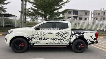 Nissan Navara 2019 Black Edition Trắng