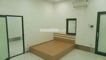 Cho thuê phòng trọ, hộ gia đình khép kín, 85 đường Đức Diễn Phúc Diễn