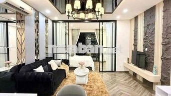 HOT CĂN HỘ  BAN CÔNG NỘI THẤT CAO CẤP MÁY GIẶT RIÊNG NGAY METRO QUẬN 1