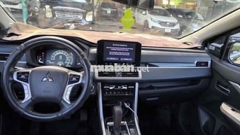 Mitsubishi Xpander Cross Đen 7 chỗ