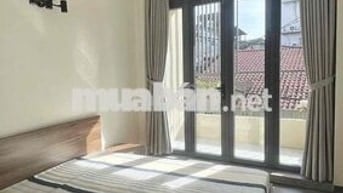 CHÍNH CHỦ CHO THUÊ NGUYÊN CĂN 3 PHÒNG NGỦ NGAY TRUNG TÂM PHÚ NHUAN