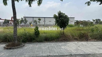bán gấp lô đất 70m2 sổ sẵn.ở dự án Dragon Pearl giá 1tỷ250(full giá)