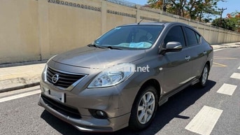 Nissan Sunny Nâu 5 chỗ