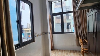 Chính chủ cho thuê phòng rộng 20m2 full nội thất - Trần Bình Trọng q10