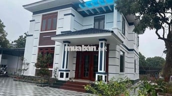 Cần tiền bán gấp 300m sổ đỏ chính chủ