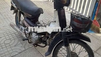 Honda Dream Đen trắng