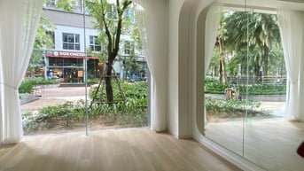 Bán Shophouse Vinhomes Park 1, 10x22m đất, đang kinh doanh