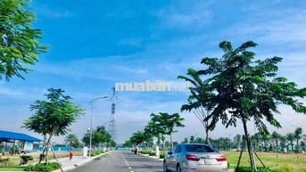 em bán vài lô đắt địa ngay trung tâm hành chính, giá 290tr