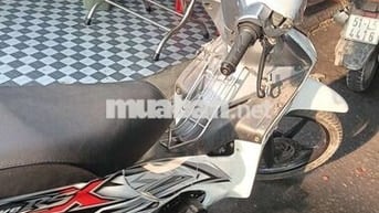 Honda Wave RSX màu Trắng