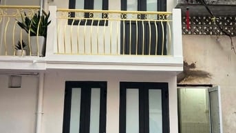 Chính chủ cho thuê căn hộ nhỏ hai tầng tại 12 Ngõ Trạm, Hoàn Kiếm