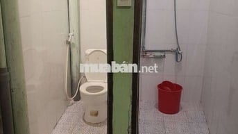 phòng cho thuê có máy lạnh- có bếp nấu ăn 