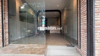 Bá cháy bọ chét - Lê Thánh Tôn Q1 phố đèn đỏ ai tìm thì gọi em nhanh !