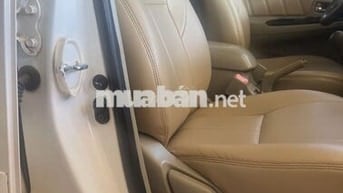 Toyota Innova 2016 E Trắng