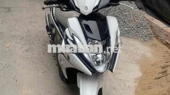 Yamaha Novo 5 Fi Trắng đen