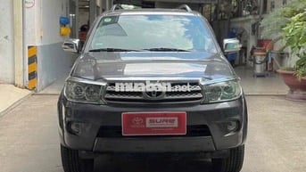 Cọp Fortuner xăng tự động 2 cầu - Chất xe gia đình