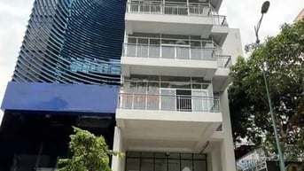 Tòa nhà mt Bạch Đằng 328m², quy mô lớn, hầm 9 tầng, gần sân bay