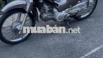 Honda Cub 50 màu Xám