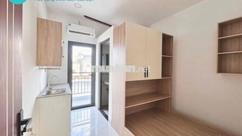Studio ban công thoáng gần Làng Đại Học, KTX khu B, Cầu vượt Linh Xuân