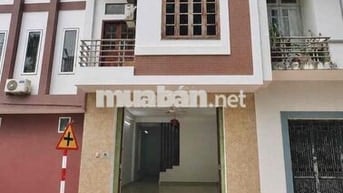 Cho thuê lâu dài căn nhà liền kề trong KDC phố Thắng Hiệp Hoà BG