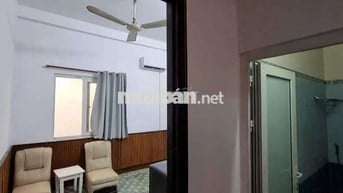 Phòng riêng biệt hẻm ôtô gần 500m qua Quận 1