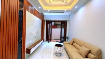 NHÀ ĐẸP  XÂY MỚI, THANG MÁY, GẦN Ô TÔ, BÁN NHÀ YÊN LÃNG ĐỐNG ĐA