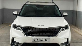 Kia Carnival Sig 2022 88.000 km Trắng