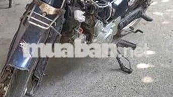 Honda Super Cub 82 Xanh đậm