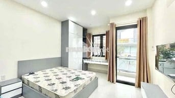Cho thuê căn hộ studio có ban công trung tâm Tân Quy Quận 7, mới 100%