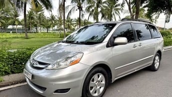 Toyota Sienna 2008 Xe To 2 Cửa lùa điện