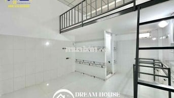 Phòng giá rẻ - rộng rãi - Gác cao Mới xây gần GreenTown