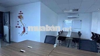 Văn phòng Nguyễn Hữu Cầu Q1, 70m2, full nội thất, sẵn 1 phòng họp