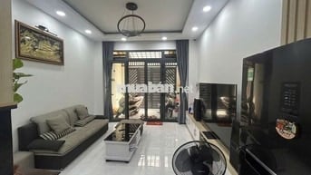 Nhà Tân Bình 4x12, 1 trệt 2 lầu + tum, gần Bảy Hiền