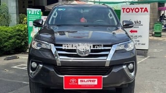 Toyota Fortuner 2017 2.7V 4x2 136786 km Xám